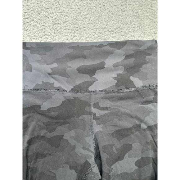 Lululemon Align Pant II *25"
Incognito Camo Multi Grey size 8 ****FLAWED - Picture 7 of 9